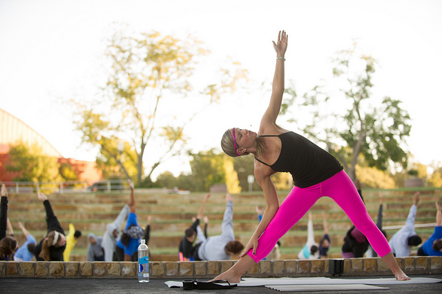 Here's why shoppers are flocking to buy these yoga pants